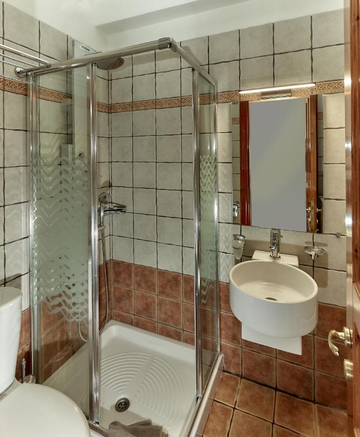 Thalassoxyla Mouressi Mouresi Bagian luar foto